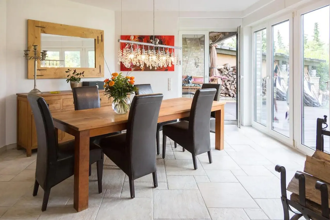 Schoenste Lage Am Rhein In Unmittelbarer Stadtnaehe, B & B Cologne Bed & Breakfast