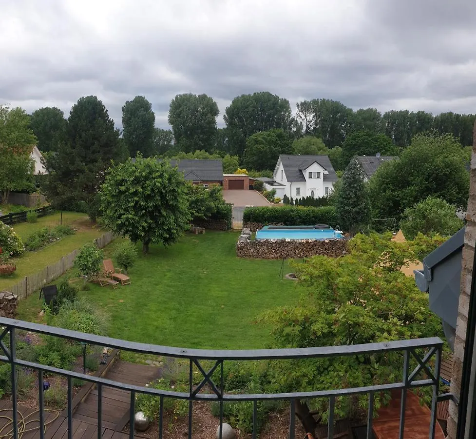 Bed & Breakfast Schoenste Lage Am Rhein In Unmittelbarer Stadtnaehe, B & B Colonia Germania