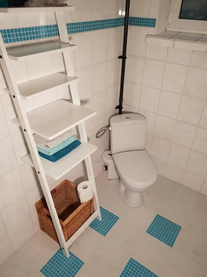 Schoenste Lage Am Rhein In Unmittelbarer Stadtnaehe, B & B Colonia 0*,