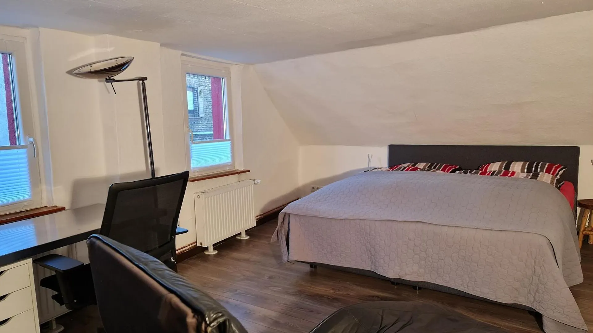 Schoenste Lage Am Rhein In Unmittelbarer Stadtnaehe, B & B Colonia 0*,  Germania