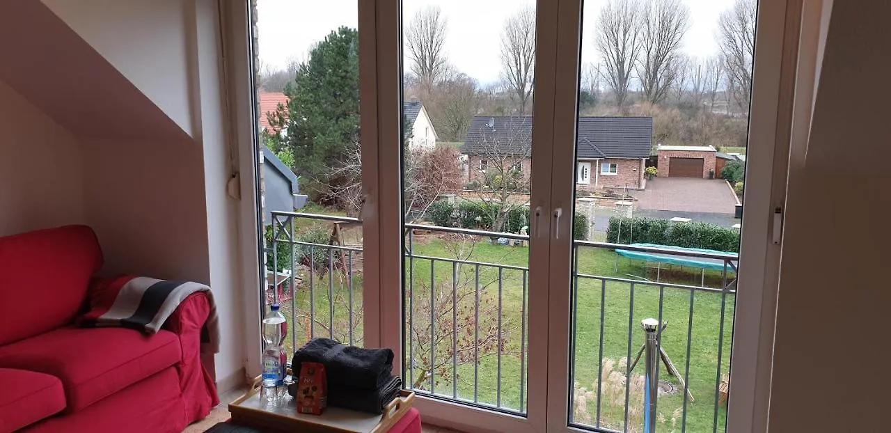 Bed & Breakfast Schoenste Lage Am Rhein In Unmittelbarer Stadtnaehe, B & B Cologne