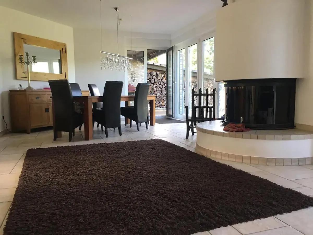 Schoenste Lage Am Rhein In Unmittelbarer Stadtnaehe, B & B Cologne Bed & Breakfast
