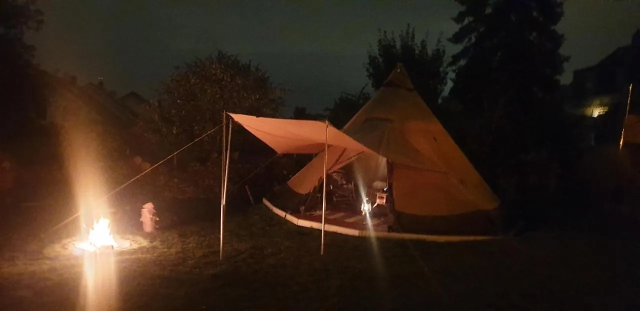 Schoenste Lage Am Rhein In Unmittelbarer Stadtnaehe, B & B Cologne Germany