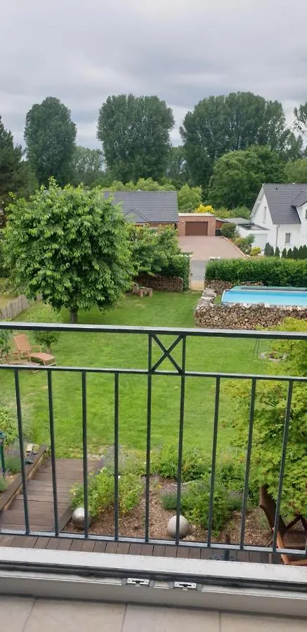 Schoenste Lage Am Rhein In Unmittelbarer Stadtnaehe, B & B Cologne